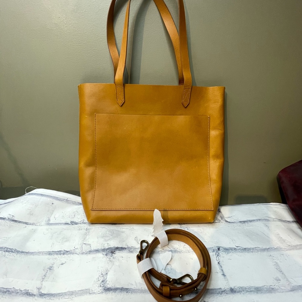 Madewell transport tote euc